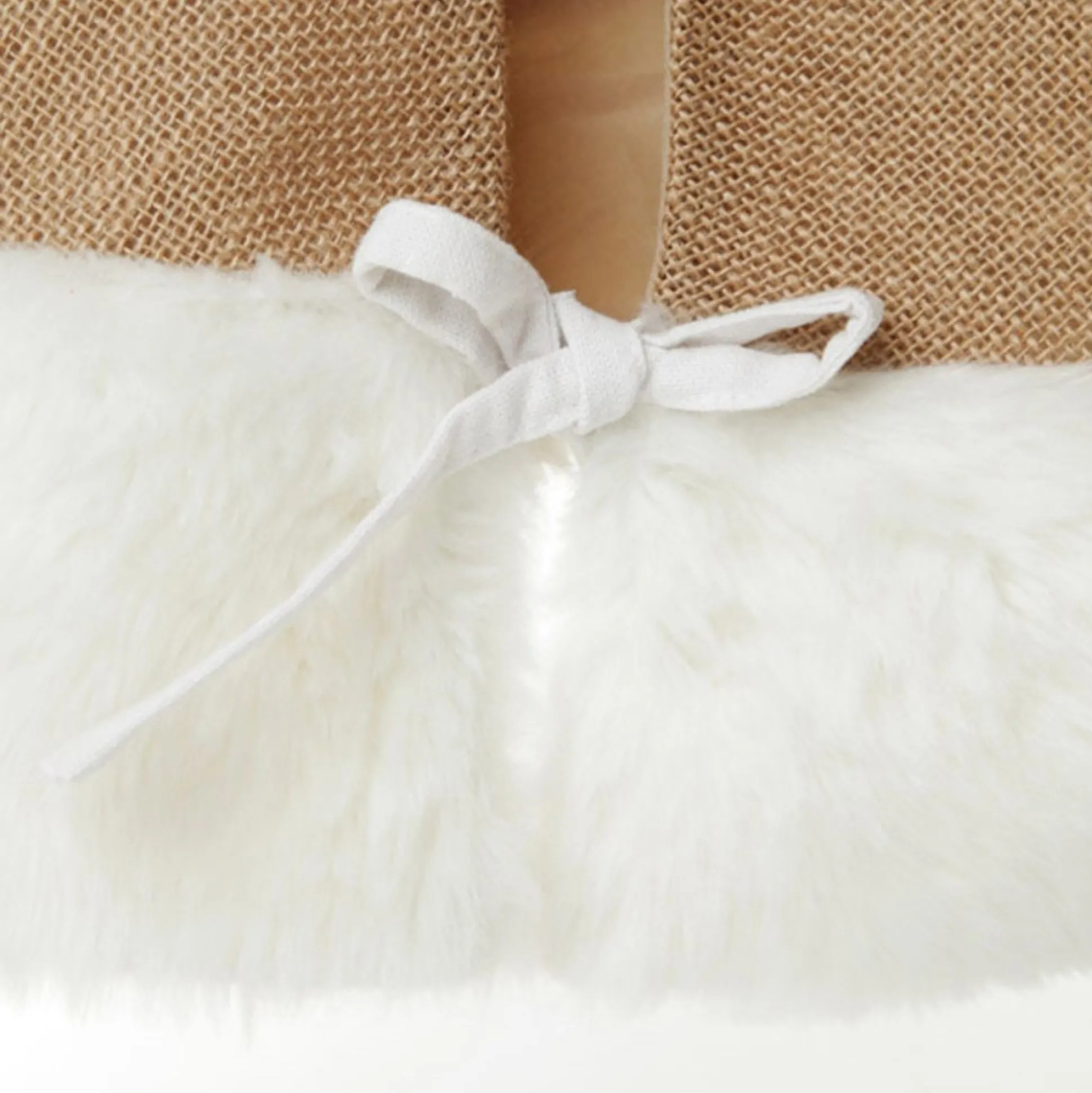 Burlap Merry Christmas Tree Skirt - White Fur Trim Christmas Tree Skirts|