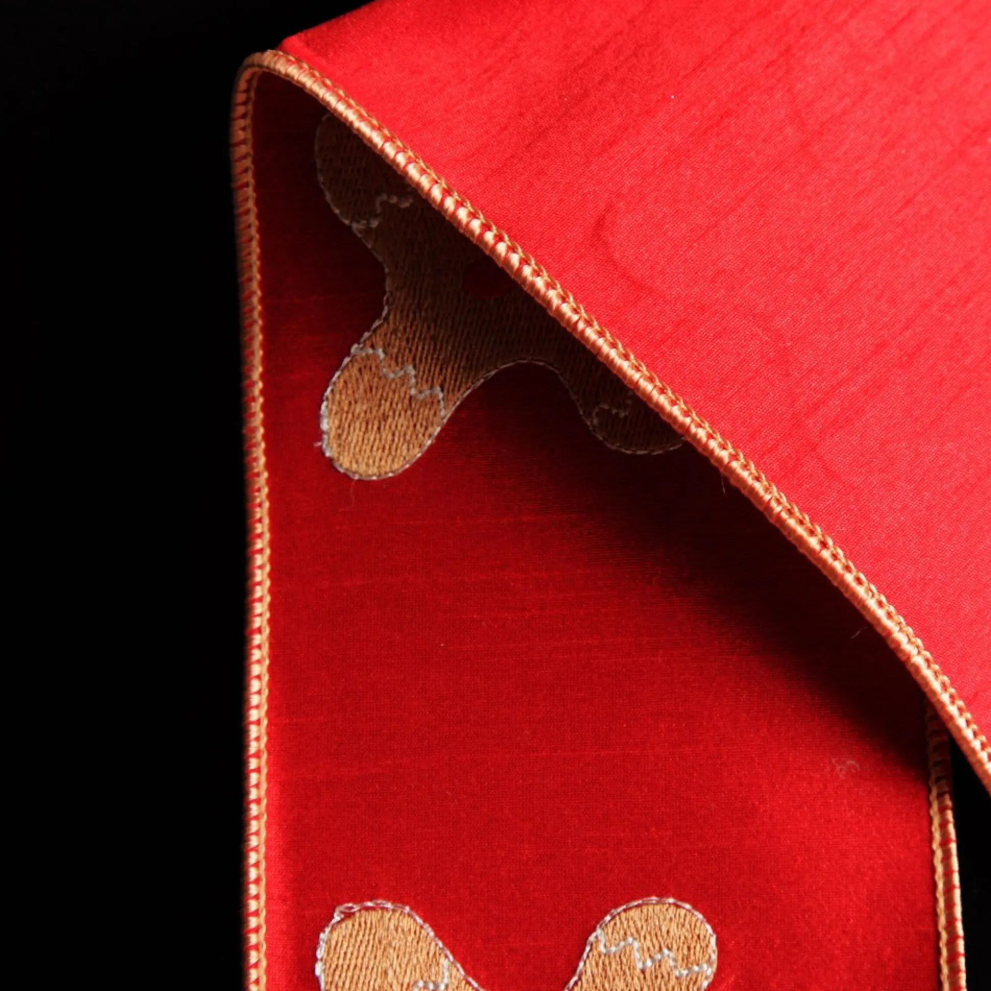 Red Christmas Ribbon Garland with Embroidered Gingerbread Tree Garlands|