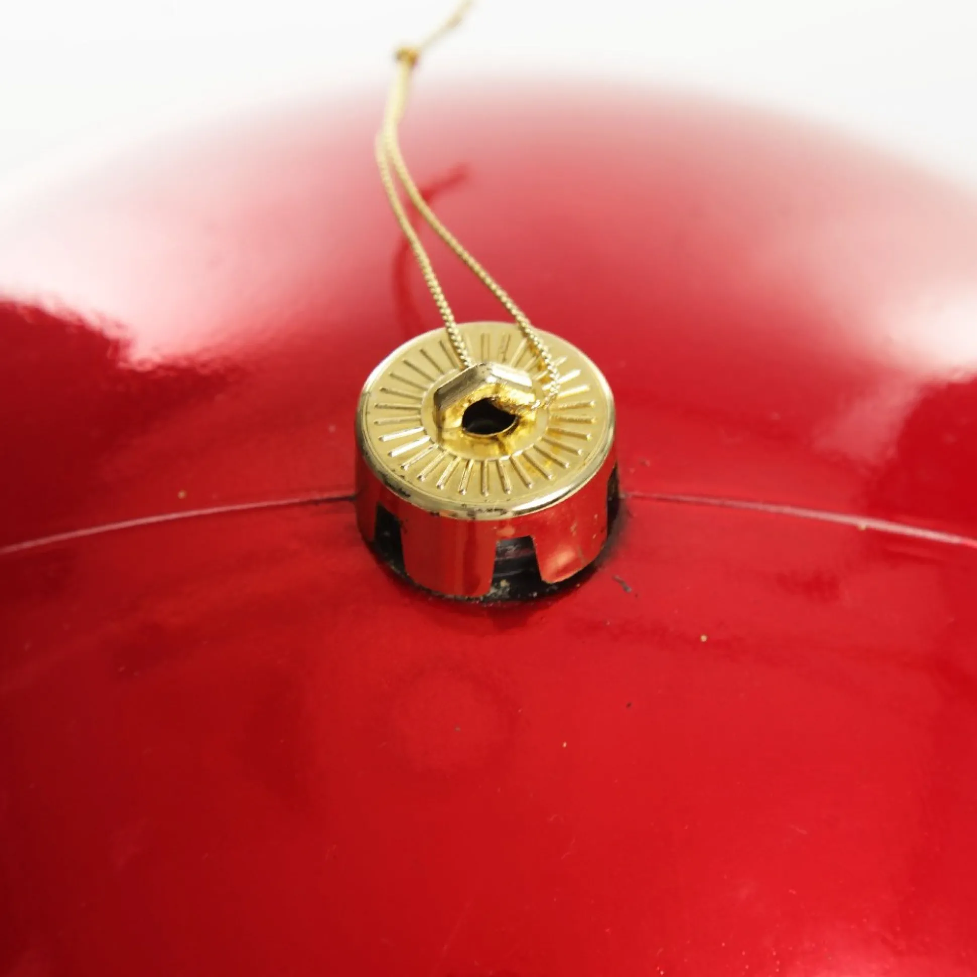 Red Jumbo Shatterproof Christmas Bauble Decoration Shatterproof Baubles|