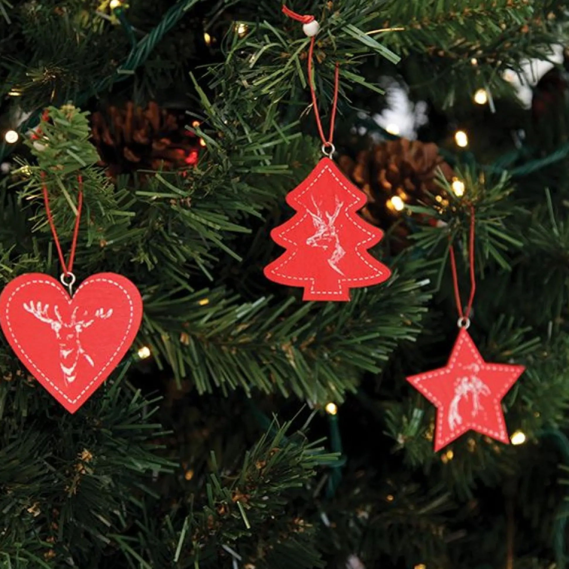 Red Vintage Deer Stamped Christmas Decorations - Set of 6 Christmas Tree Decorations|