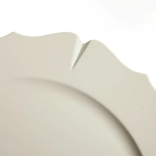 White Scallop Rim Charger Plate Christmas Table Decor|